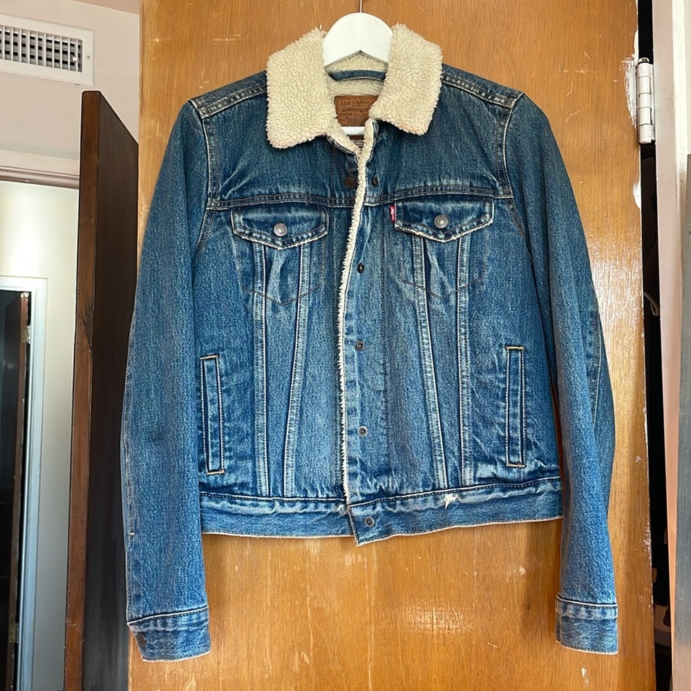 Levi Jean jacket with Sherpa lining